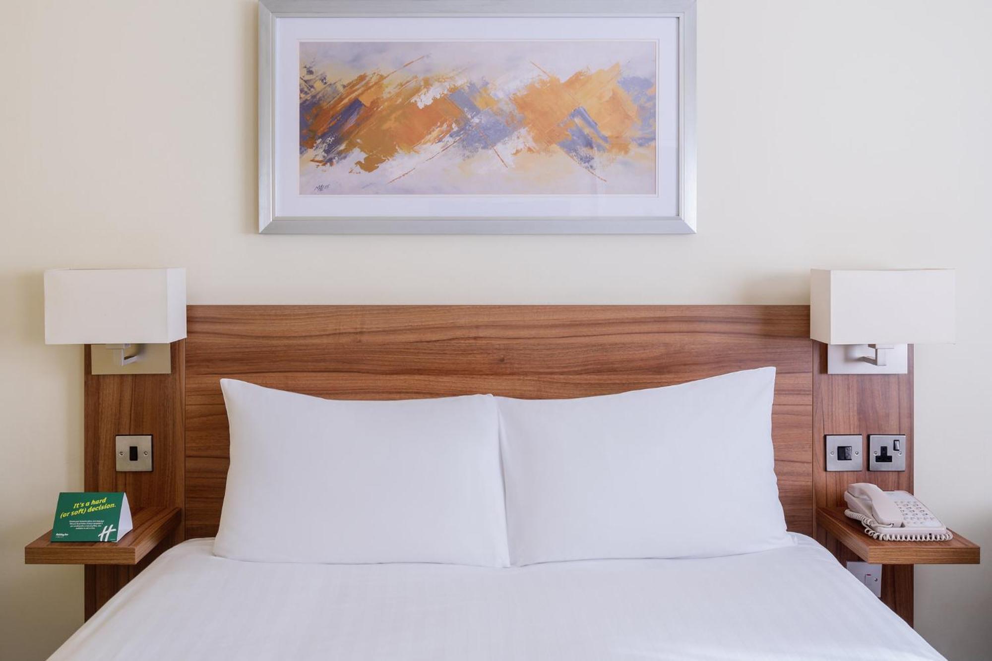 Holiday Inn Reading West By Ihg מראה חיצוני תמונה