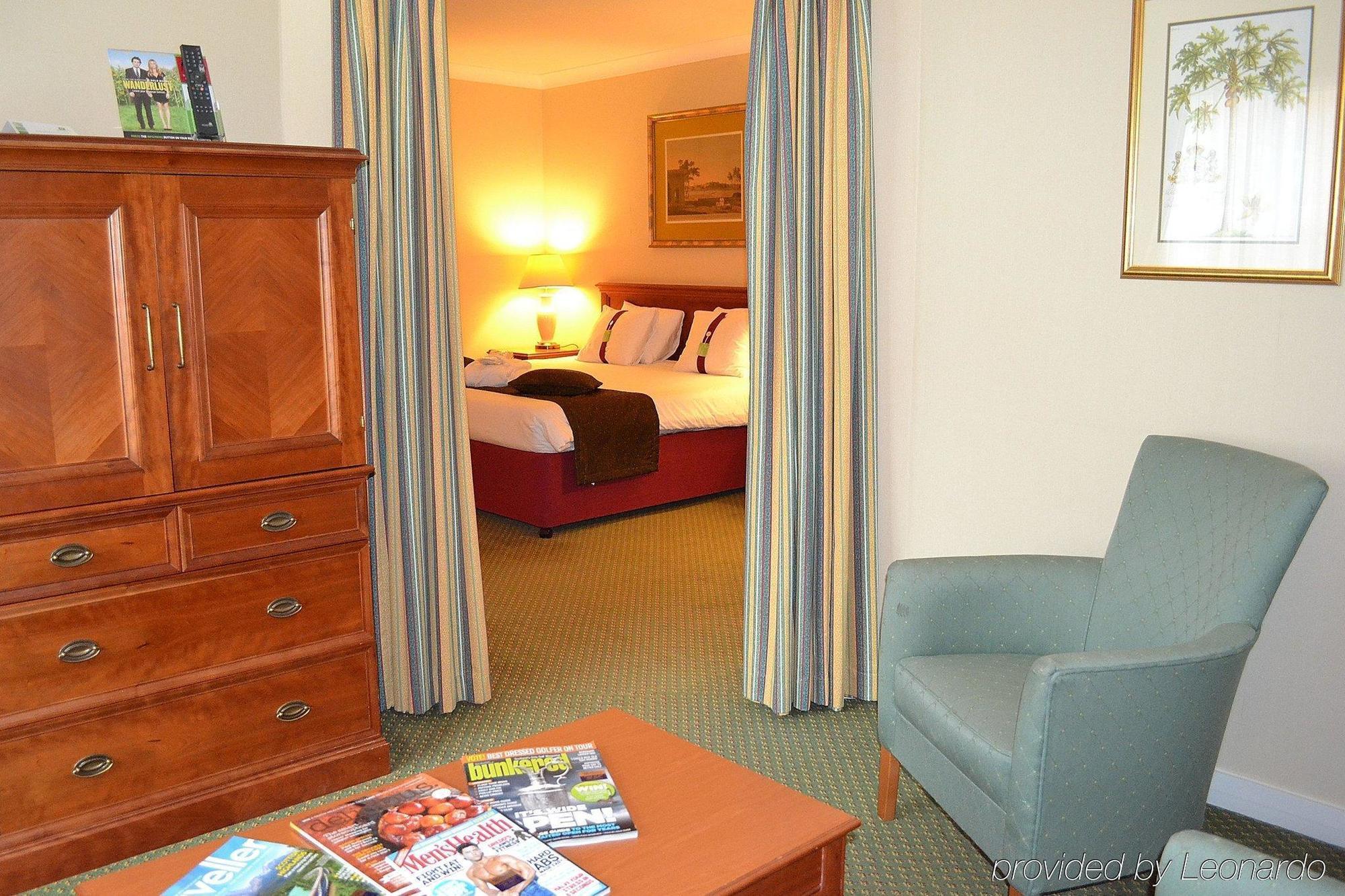 Holiday Inn Reading West By Ihg מראה חיצוני תמונה