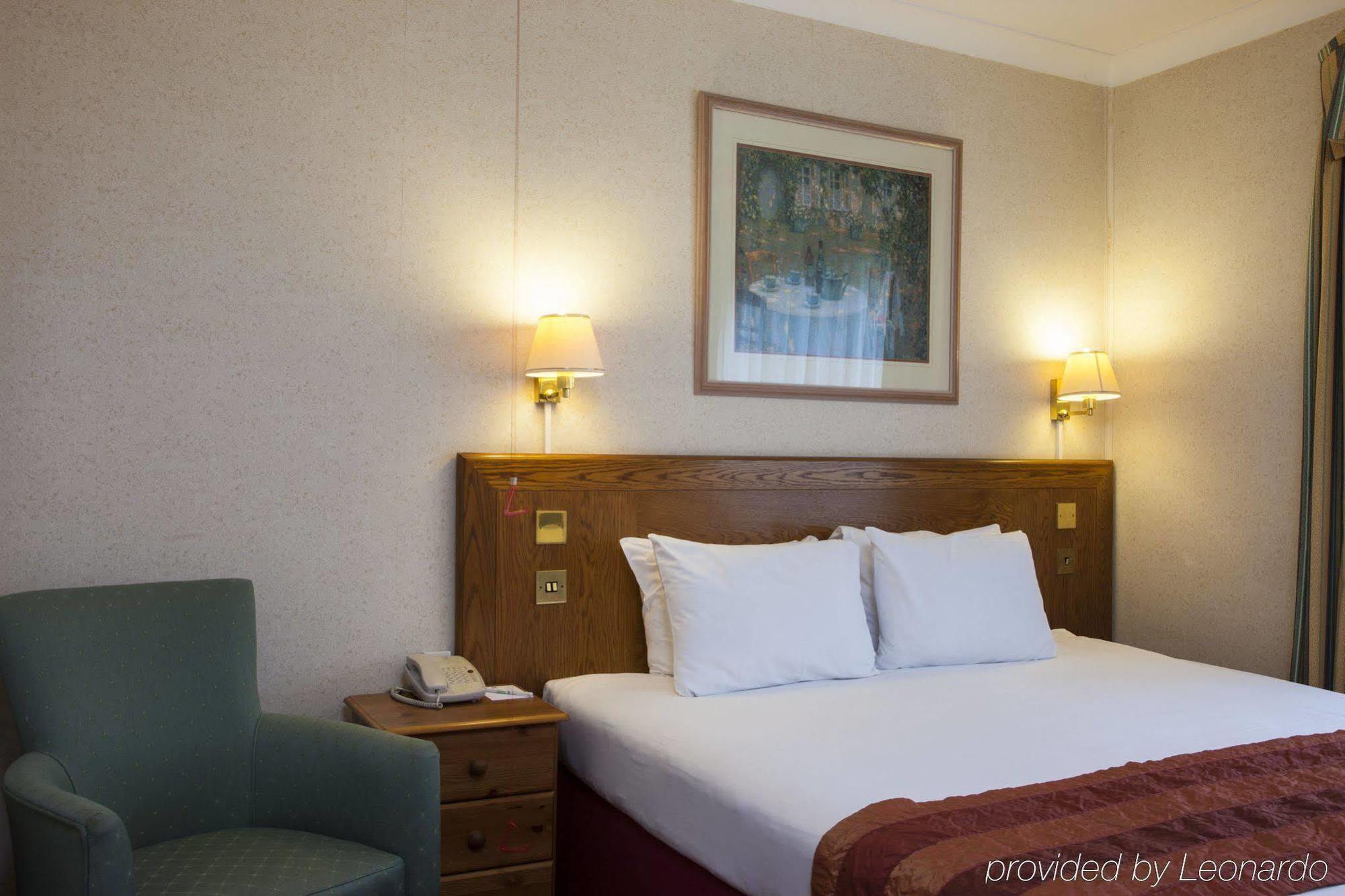Holiday Inn Reading West By Ihg מראה חיצוני תמונה