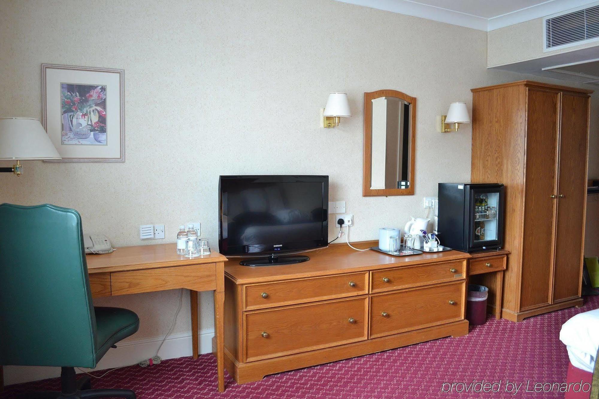 Holiday Inn Reading West By Ihg מראה חיצוני תמונה
